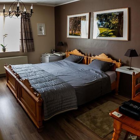 B&B Den Boomgaard مورسل الغرفة الصورة